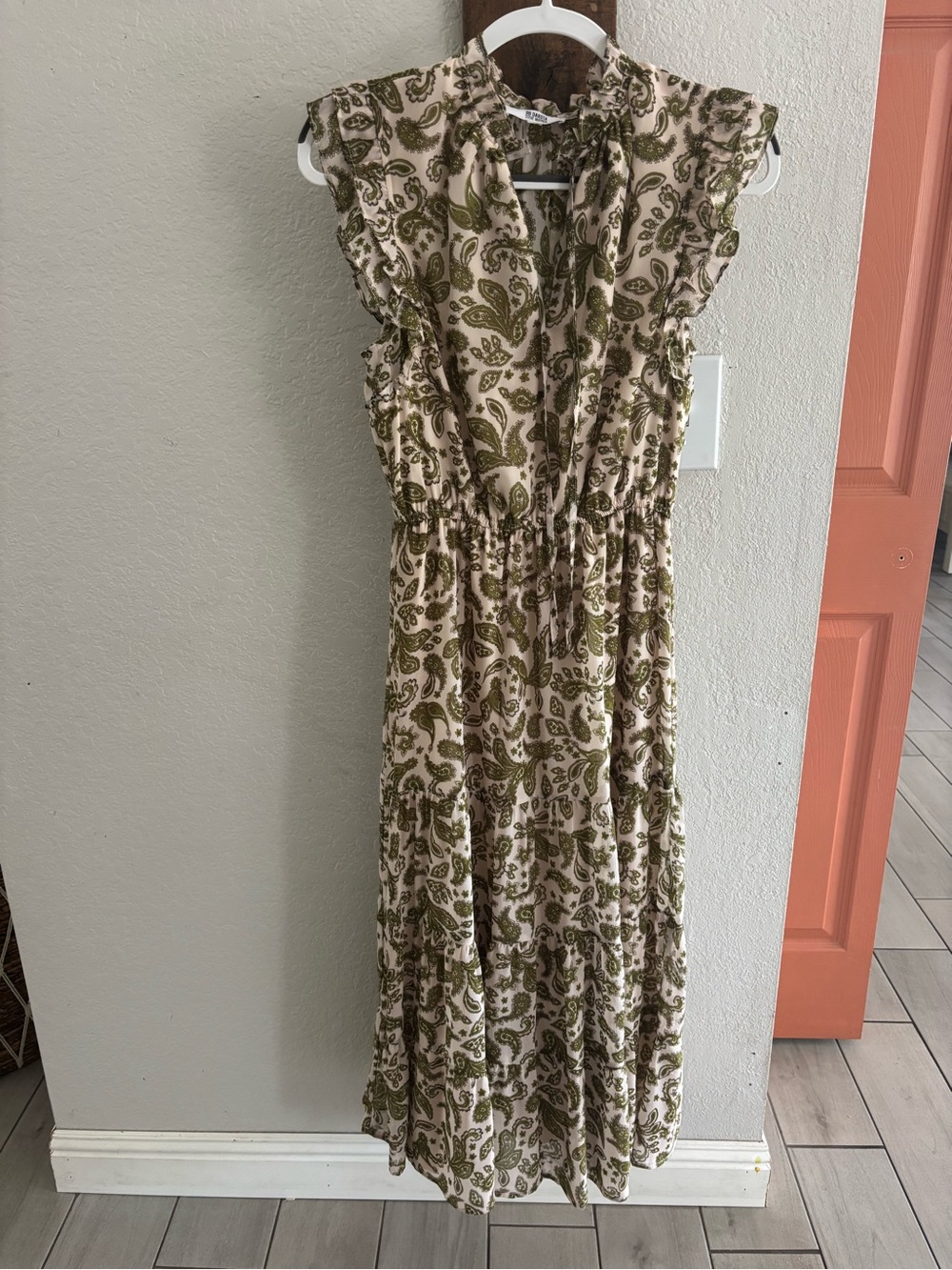 Steve Madden BB Dakota Cream and Olive Paisley Ruffle Maxi Dress
